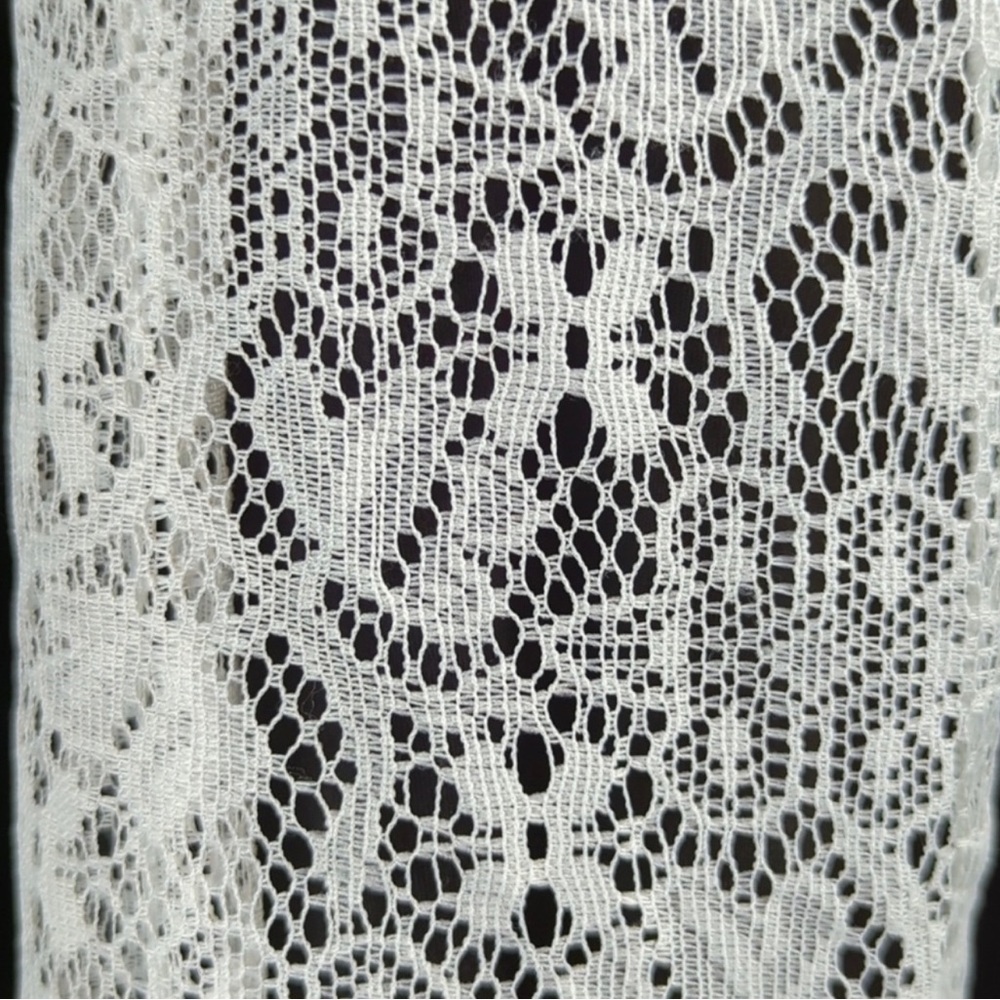 PINK & VIOLET accessories white floral lace scarf